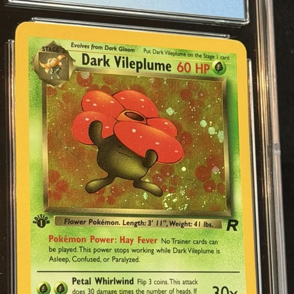 Pokémon Dark Vileplume 1st Ed. Holo 13/82 CGC 8 TCG 2000 Team Rocket WotC Vtg